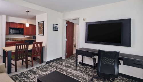 Suite, Accessible, Non Smoking (Mobility & Hearing, 3x3 Shower)