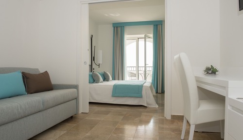 Family Room, Sea View