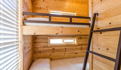 Cottage, 1 Bedroom (Side Entry, No Pets, Linens Available)