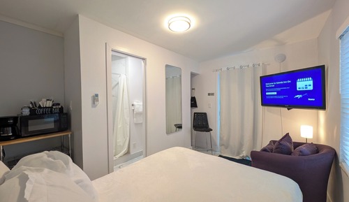 Cascade Haven - Full Bed - C1