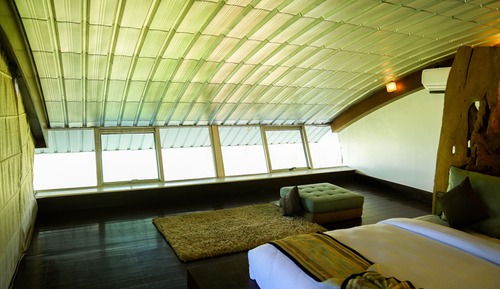 Presidential Sea Suite