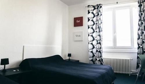 Standard Triple Room, Private Bathroom