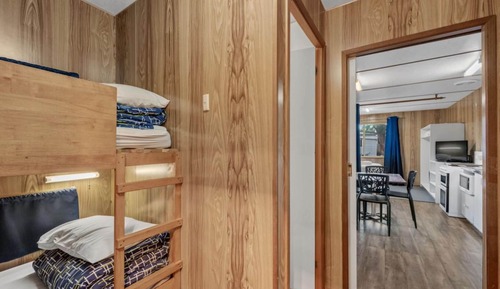 Standard Studio Cabin