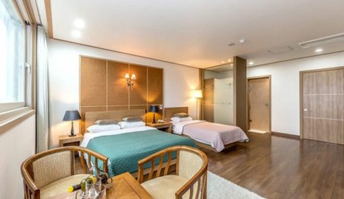 Twin Suite