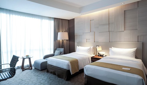 Premium Room, 2 Twin Beds, Smoking, Club Lounge Access