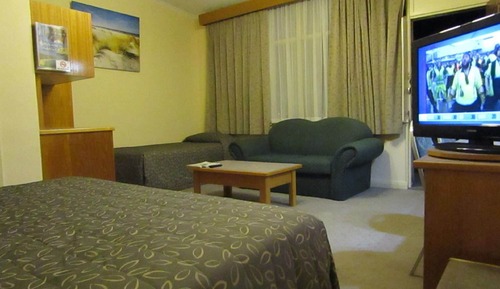 Standard Room (Queen/Twin)