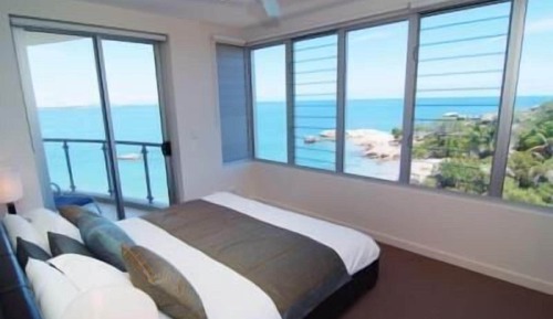 Superior Apartment, 3 Bedrooms (3 B'room 2couples/2kids)