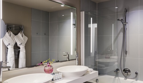 Deluxe Room, Sea View (or Harbor View)