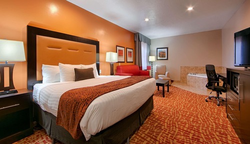 Suite, 1 King Bed, Non Smoking, Refrigerator & Microwave