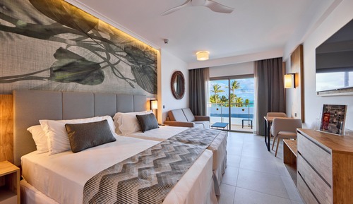 Junior Suite, Partial Sea View