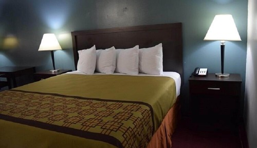 Deluxe Room, 1 King Bed