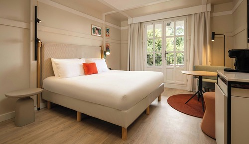 Superior Room, 2 Twin Beds, Balcony, Garden View
