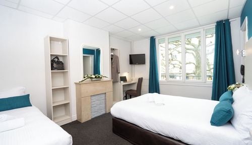 Triple room with 1 double bed and 1 single bed