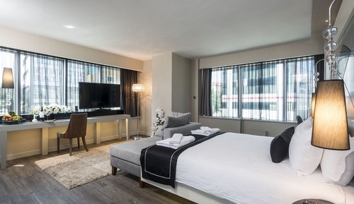 Family Room, 1 Bedroom, Corner