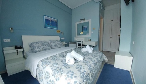 Double or Twin Room, Mountain View
