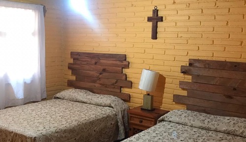 Cabin, 4 Bedrooms, Fireplace