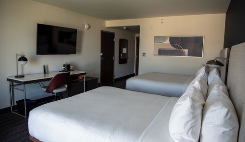 Room, Multiple Beds