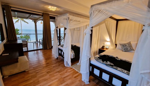 Penthouse Ocean Suite