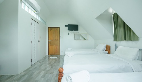 Signature Room
