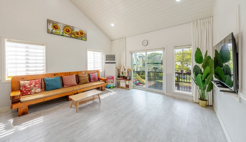 Basic Room, 4 Bedrooms (Private Poolvilla 1F+2F)