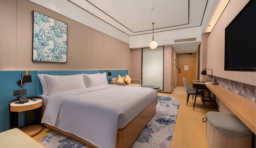 Deluxe Room, 1 King Bed