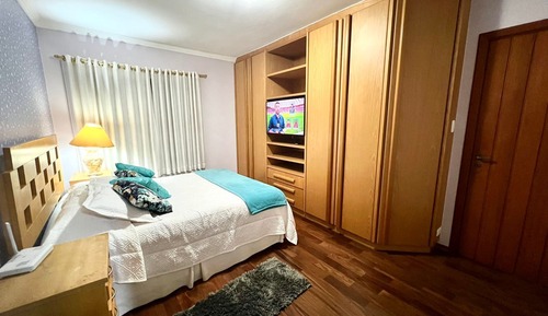 Luxury Suite