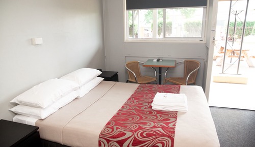 Motel Double