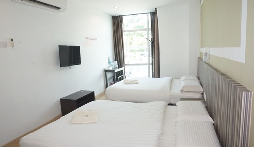 Family Triple Room, 1 Bedroom, City View