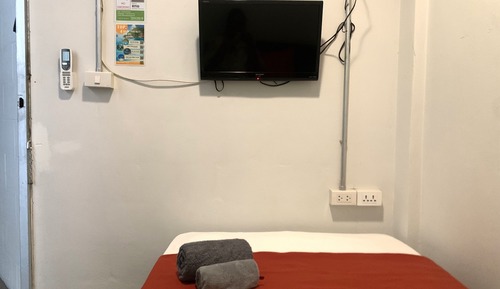 Private Capsule Room