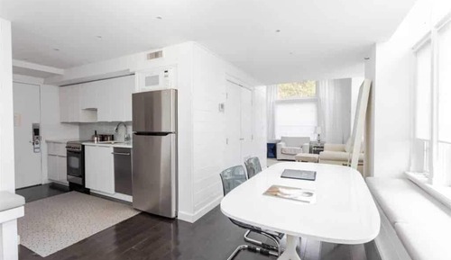 1 Bedroom Deluxe Loft Suite with Stairs 