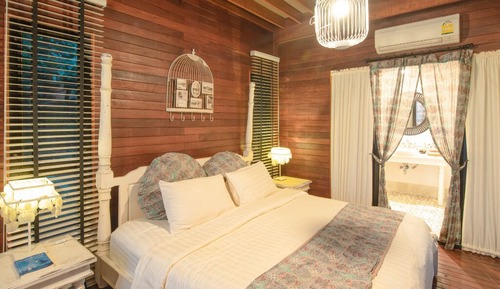 Villa Deluxe