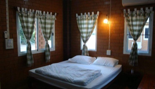 Superior Room (River View)