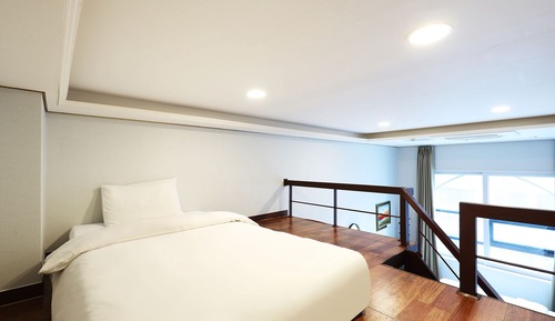 Deluxe Triple Room (With Kitchen)