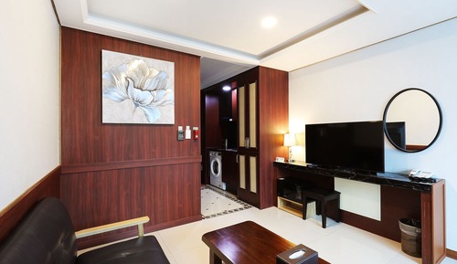 Deluxe Double Room (With Kitchen)