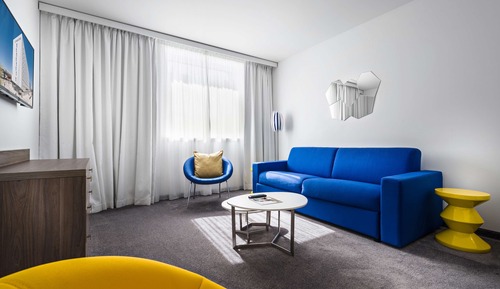 Junior Suite, Multiple Beds