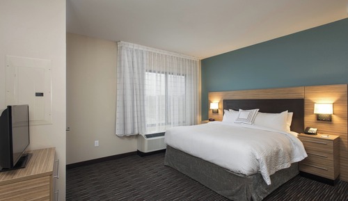 Suite, 1 Bedroom (Mobility/Hearing Accessible, Tub)