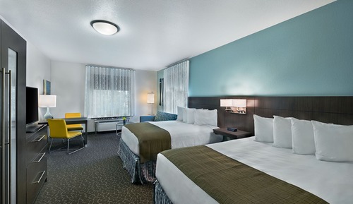 2 Queen Suite