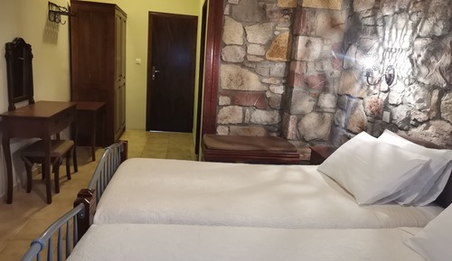 Economy Double or Twin Room, Non Smoking