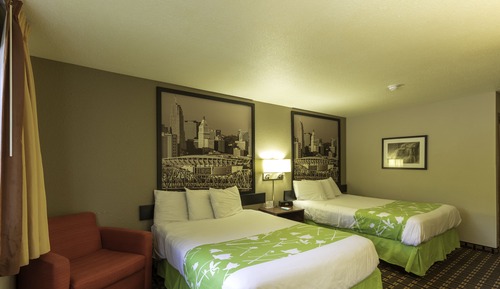 Standard Room, 2 Queen Beds, Non Smoking