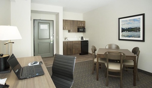 Studio Suite, 1 King Bed, Non Smoking