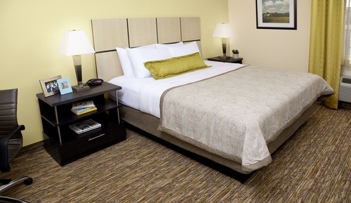 Studio Suite, 1 Queen Bed, Accessible (Communications, Mobility, Access Tub)