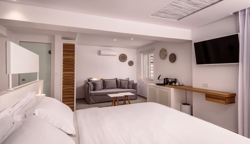 Sunset Suite, Sea View with Outdoor Jacuzzi