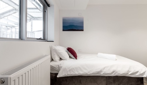1 Bedroom 4 share