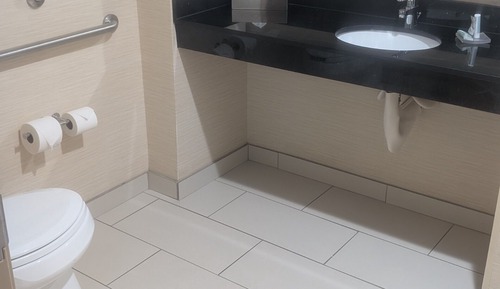 Room, 2 Queen Beds, Non Smoking (Mobility Accessible, Tub)