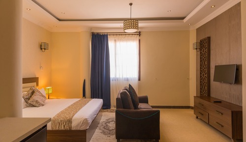 Suite, 1 Bedroom, Kitchenette, City View