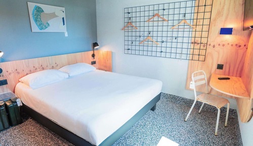 Double Room, 1 Double Bed (Little POP )