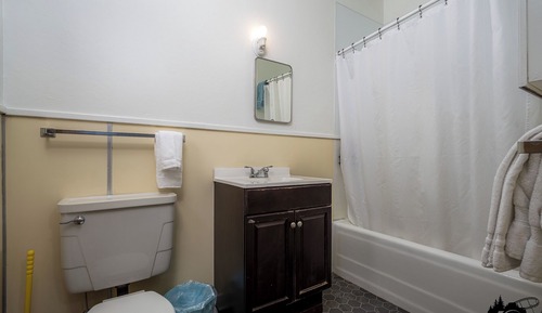 Basic Apartment