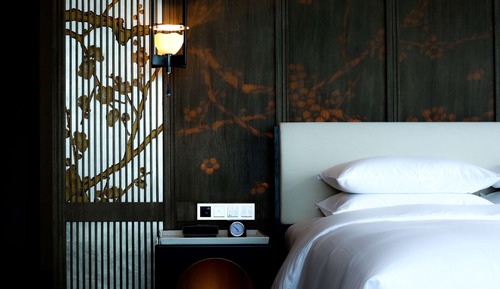 Room, 1 King Bed (Mountain View)