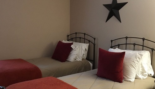 Condo, 2 Bedrooms