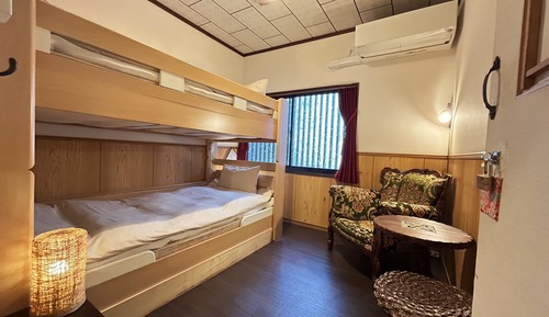 Standard Room (Shared bathroom and toilet) Check-in 5PM to 9PM